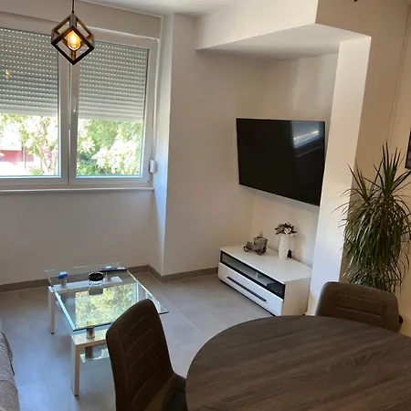 Апартаменти Giuseppe Design - Задар