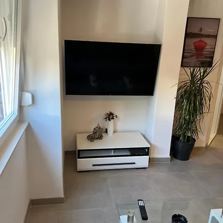 Giuseppe Design - Апартаменти *