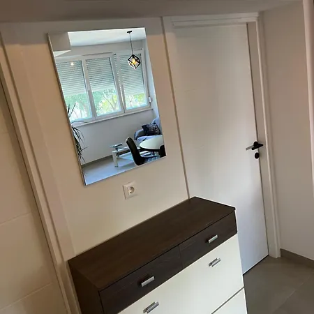 Giuseppe Design - Апартаменти *